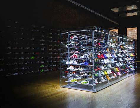 are flight club shoes fake